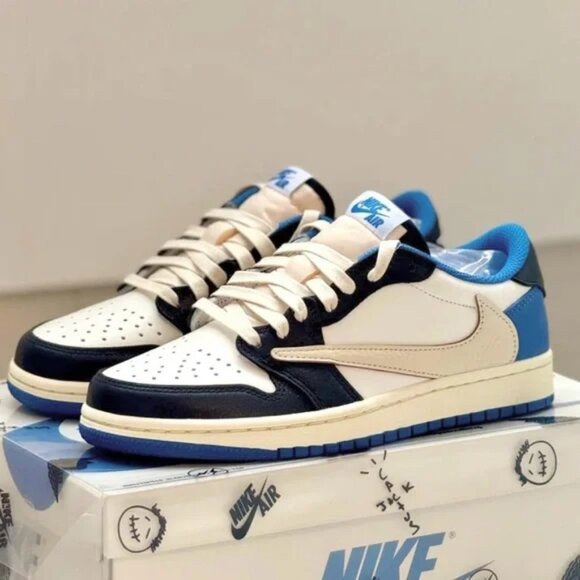 Travis Scott x Fragment x Nike Air Jordan 1 Low OG - Picture 1 of 6